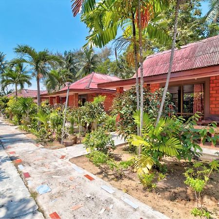 Sawai Home Resort Nathon Esterno foto