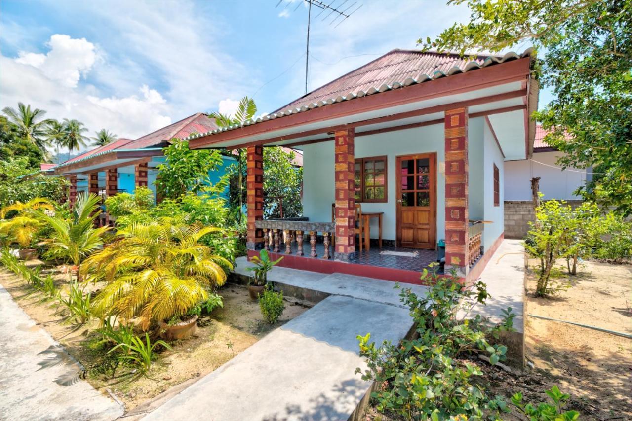 Sawai Home Resort Nathon Esterno foto